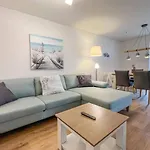 Maltes-ostseekoje Parken Frei Vorm Haus, 500m Zum Strand,infrarotsauna,magenta Tv Mit Netflix ,disney Tv,rtl Plus, Kaminofen, Bettwaesche Inclusive, E-rad Im Fahrradschuppen,mueckenschutz Апартаменты *