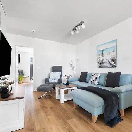 Lägenhet Maltes-ostseekoje Parken Frei Vorm Haus, 500m Zum Strand,infrarotsauna,magenta Tv Mit Netflix ,disney Tvund Rtl Plus, Kaminofen Im Wohnzimmer,ab Oktober Brennholz Gratis Fahrradschuppen,mueckenschutz