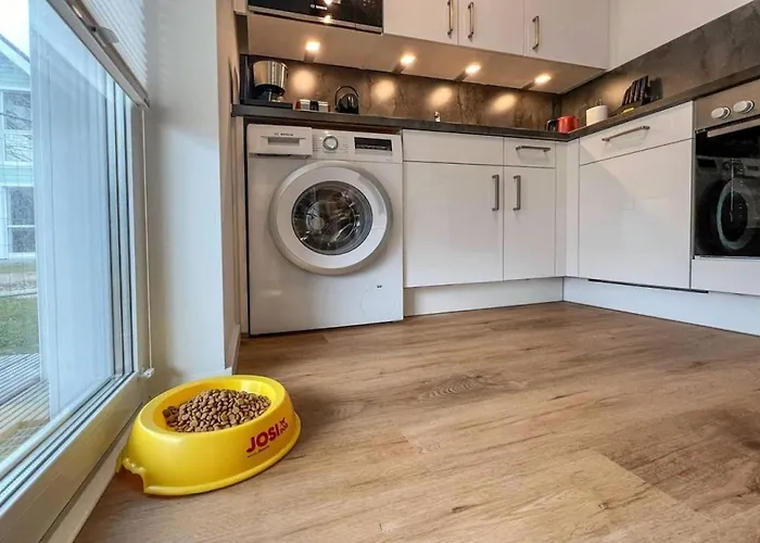 Maltes-ostseekoje Parken Frei Vorm Haus, 500m Zum Strand,infrarotsauna,magenta Tv Mit Netflix ,disney Tv,rtl Plus, Kaminofen, Bettwaesche Inclusive, E-rad Im Fahrradschuppen,mueckenschutz Διαμέρισμα *