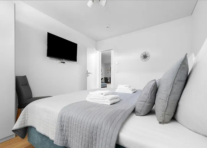 Maltes-ostseekoje Parken Frei Vorm Haus, 500m Zum Strand,infrarotsauna,magenta Tv Mit Netflix ,disney Tv,rtl Plus, Kaminofen, Bettwaesche Inclusive, E-rad Im Fahrradschuppen,mueckenschutz Olpenitz